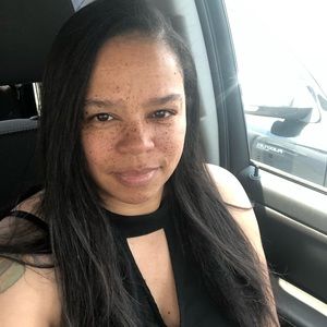 Meet your Posher, Yella